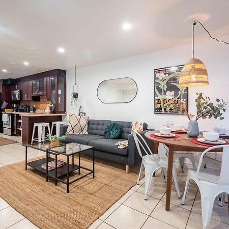 Basement Suite With Private Patio In Davenport 多伦多 外观 照片
